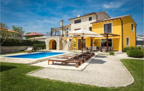 Holiday home Bokordici VI  Бокордичи